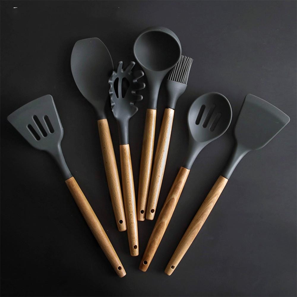 Set 10 PCS Non-stick Silicone and Heat Resistant Wooden Utensils - Image 3